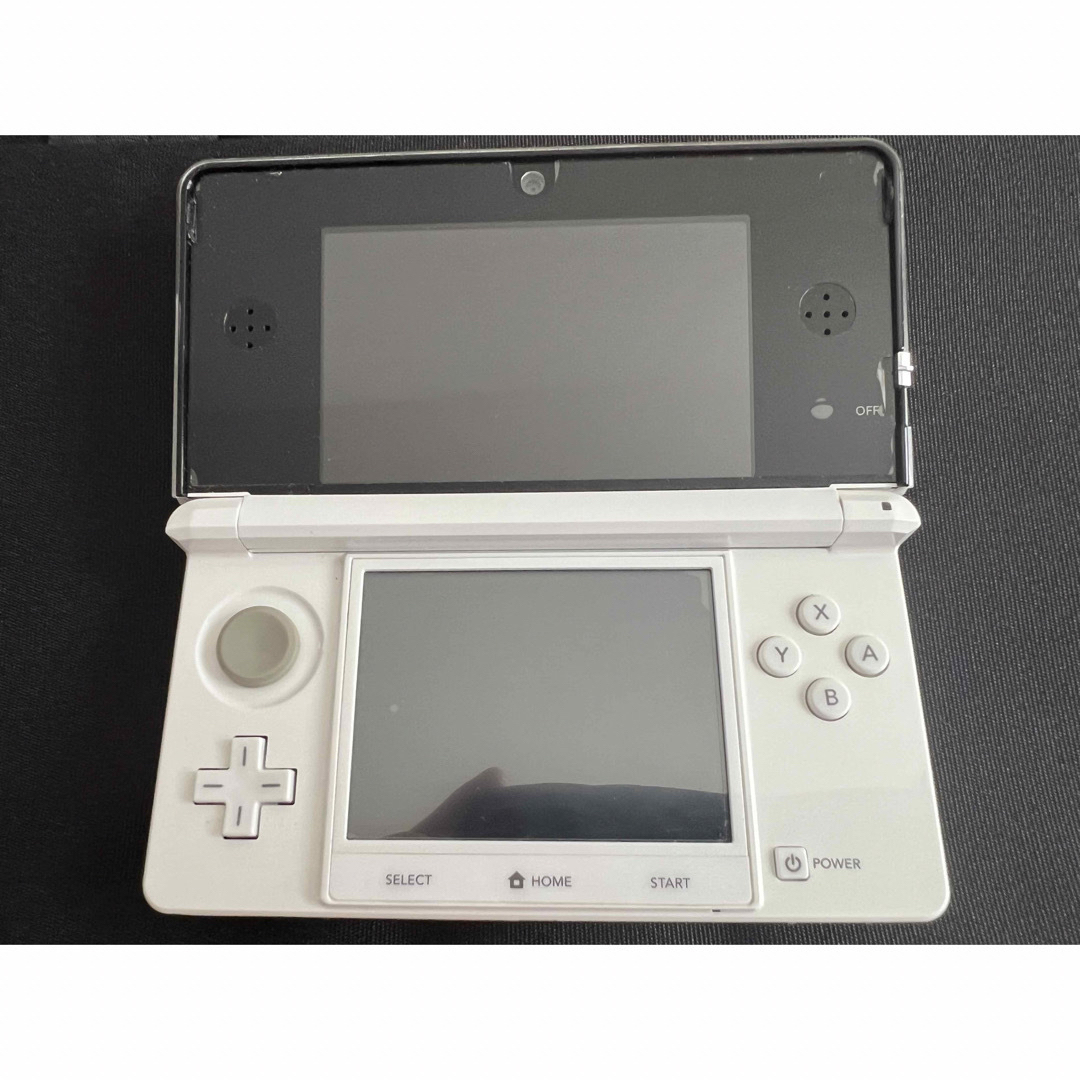 ニンテンドー3DS(ニンテンドー3DS)の美品ニンテンドー3DS エンタメ/ホビーのゲームソフト/ゲーム機本体(携帯用ゲーム機本体)の商品写真