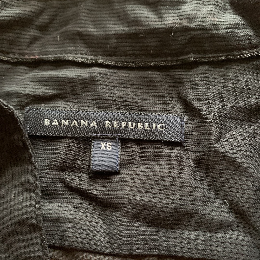 Banana Republic(バナナリパブリック)のBANANA REPUBLIC シアーシャツ　ブラック レディースのトップス(シャツ/ブラウス(半袖/袖なし))の商品写真