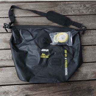 アザー(other)のGIVI TOP-BOX38L　TREKKER OUTBAG(装備/装具)