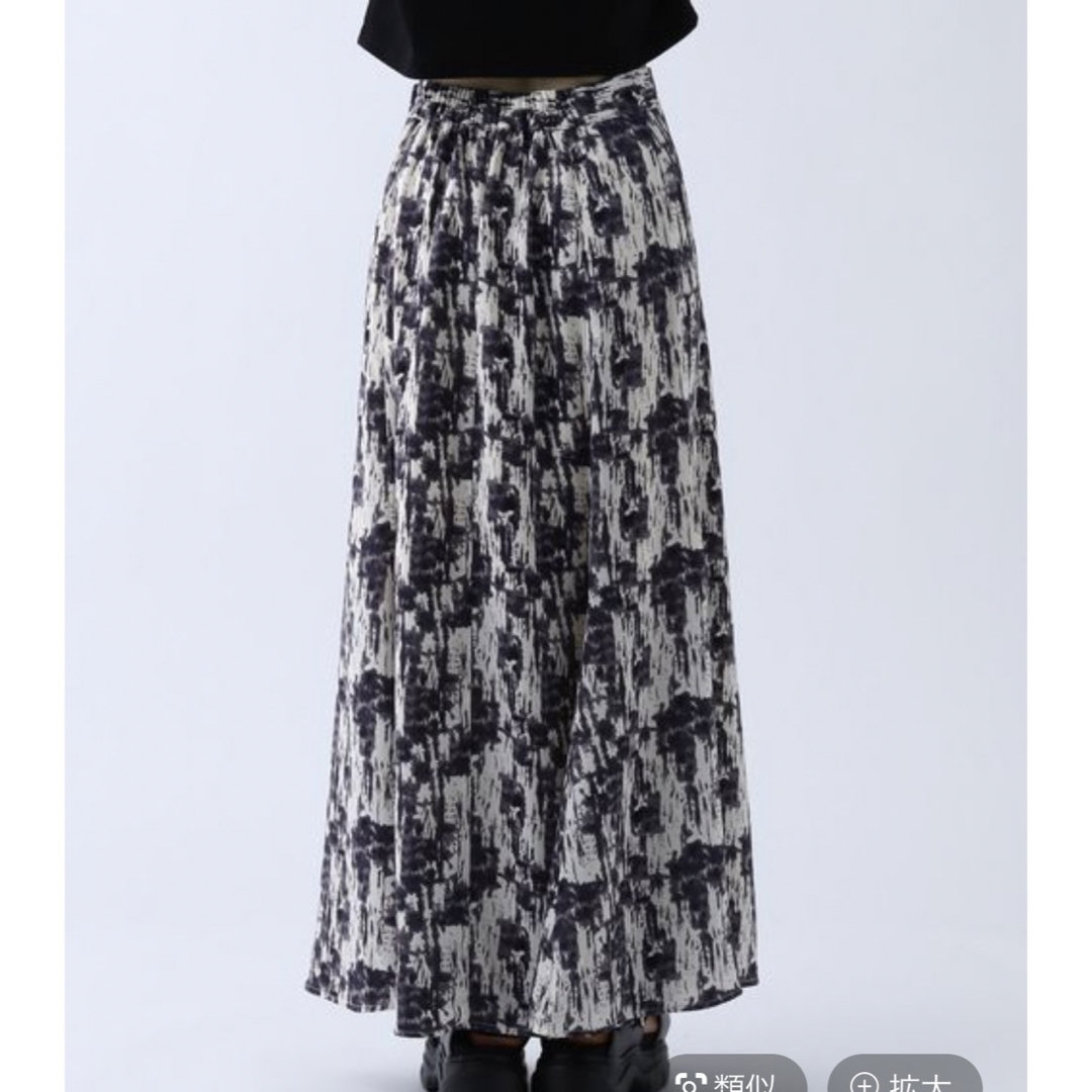 PAGEBOY(ページボーイ)のPAGEBOY☆ニュアンスガラフレアスカート レディースのスカート(ロングスカート)の商品写真