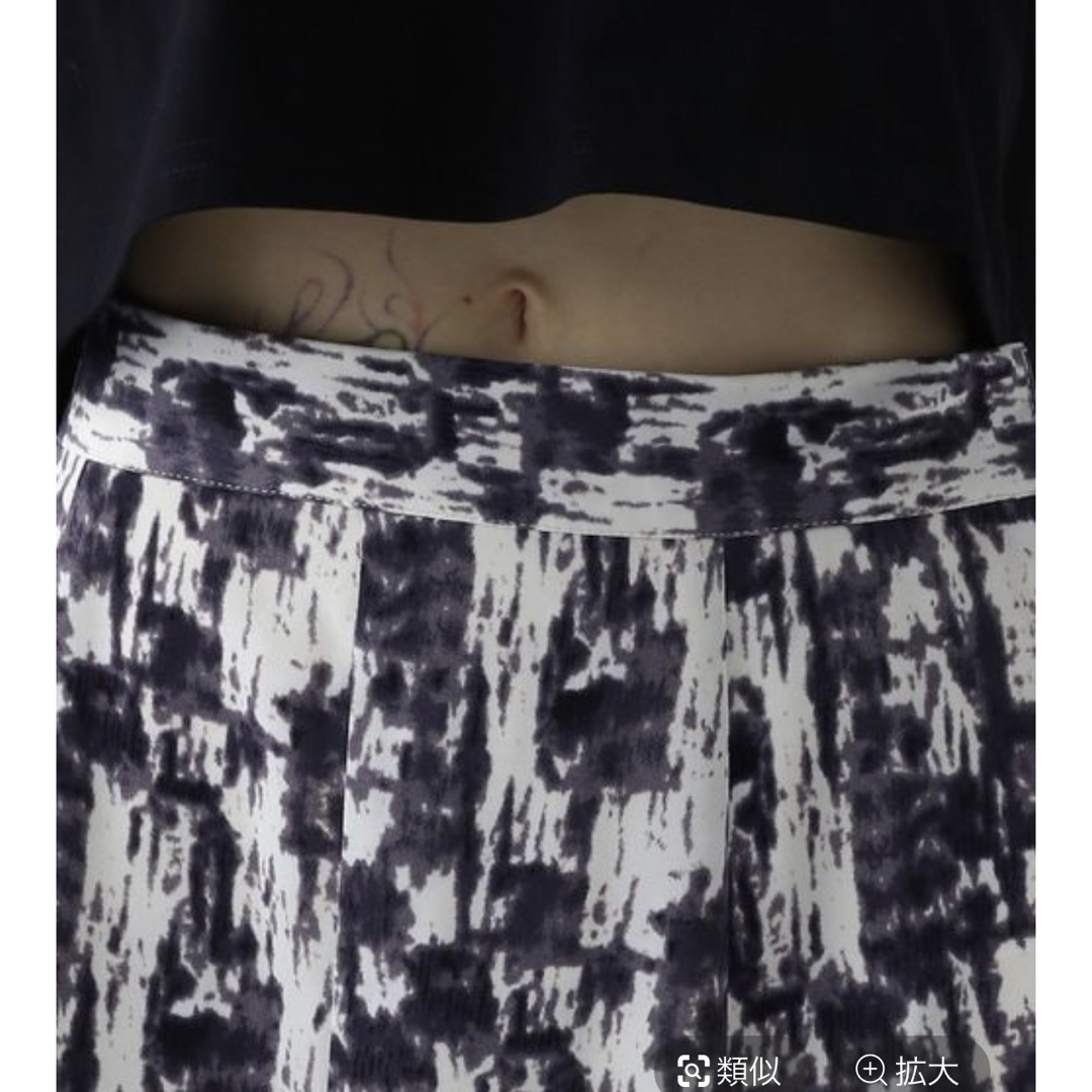 PAGEBOY(ページボーイ)のPAGEBOY☆ニュアンスガラフレアスカート レディースのスカート(ロングスカート)の商品写真