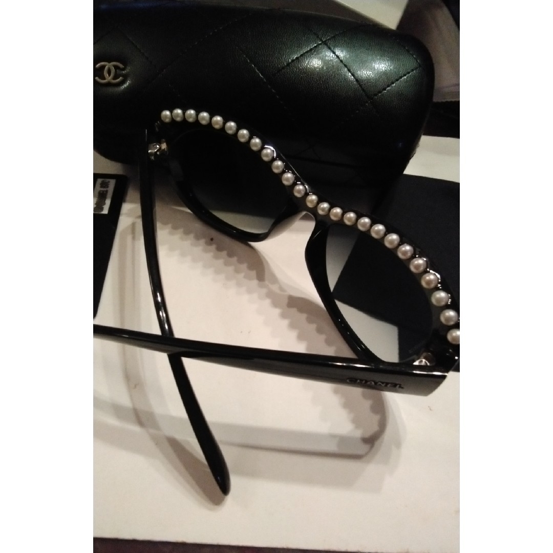 CHANEL パール サングラス CHANEL パール サングラス