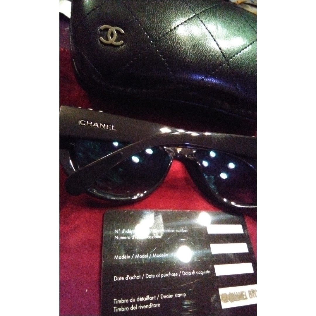CHANEL パール サングラス CHANEL パール サングラス