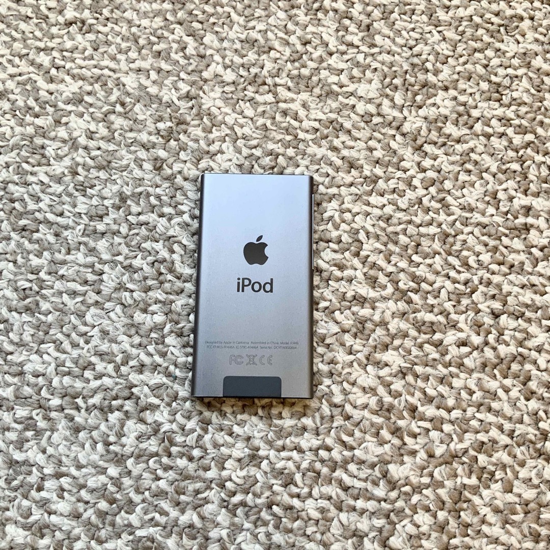 38153T iPod nano7世代　16GB シルバー　品　比較的美品