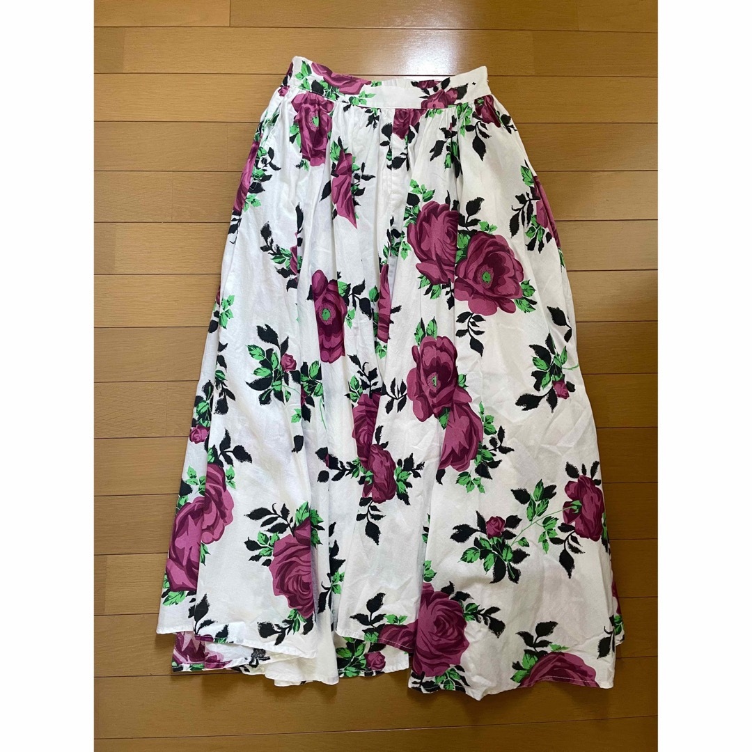 Ameri VINTAGE(アメリヴィンテージ)のアメリLUCY CIRCULAR SKIRT  花柄スカートAMERI レディースのスカート(ロングスカート)の商品写真