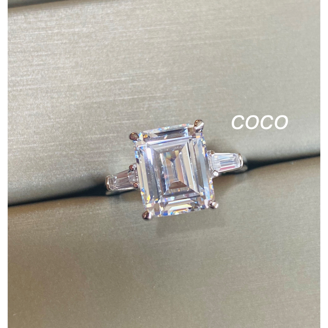 最高級人工ダイヤモンド　エメラルドカット4ct リングsona