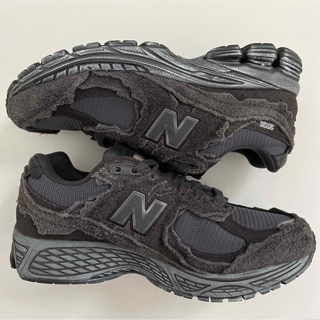 New Balance(ニューバランス)のnewbalance M2002RDB 23.5cm 最安値 美品 即日発送  レディースの靴/シューズ(スニーカー)の商品写真