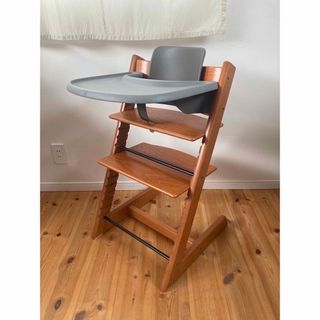 Stokke - ストッケ トリップトラップ チェリー ベビーセット&トレイ付