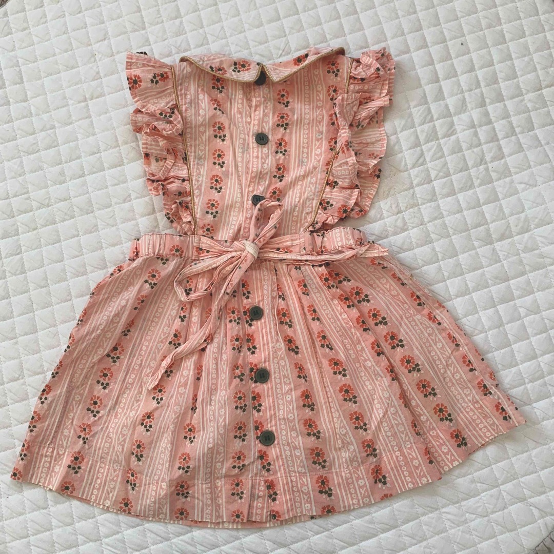 bonjour diary エプロンワンピース4y キッズ/ベビー/マタニティのキッズ服女の子用(90cm~)(ワンピース)の商品写真