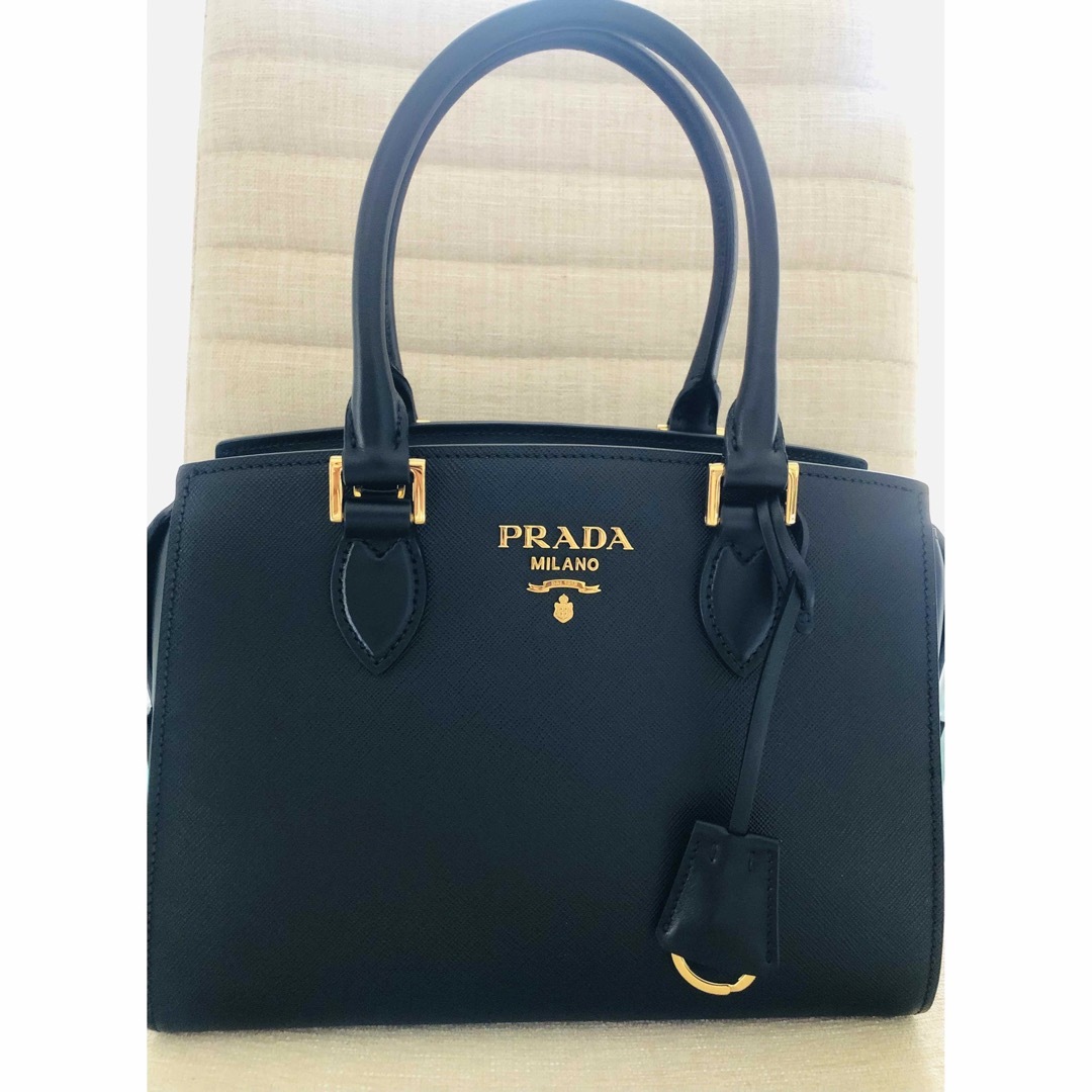 PRADA プラダサファイアーノ　ブラック　NERO ショルダー　ハンド