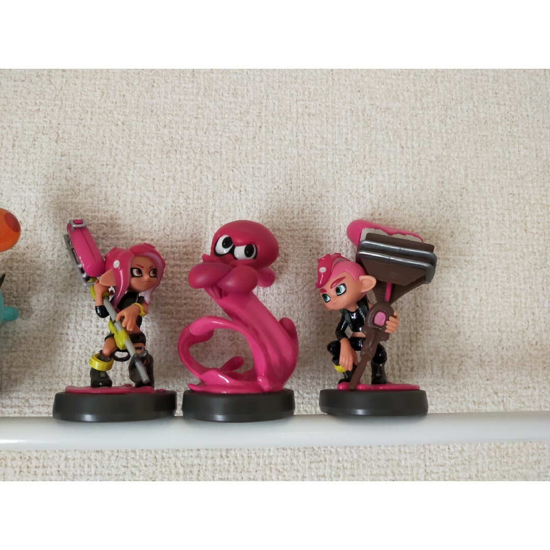 Nintendo Switch(ニンテンドースイッチ)のスプラトゥーン amiibo 18体セット エンタメ/ホビーのゲームソフト/ゲーム機本体(その他)の商品写真