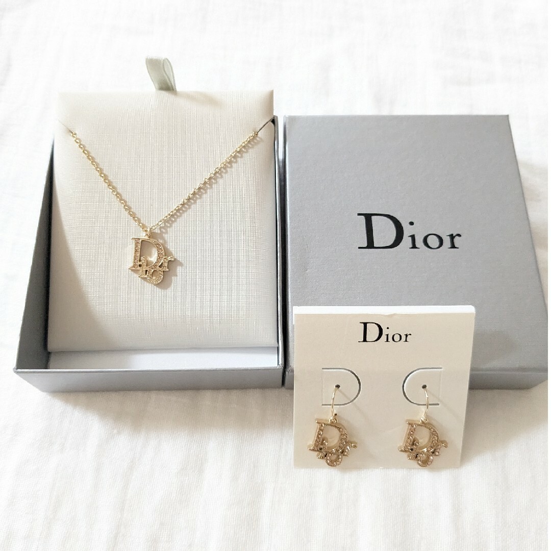 本日限定 極美品 ほぼ未使用】Christian Dior ネックレス ピアス | フリマアプリ ラクマ
