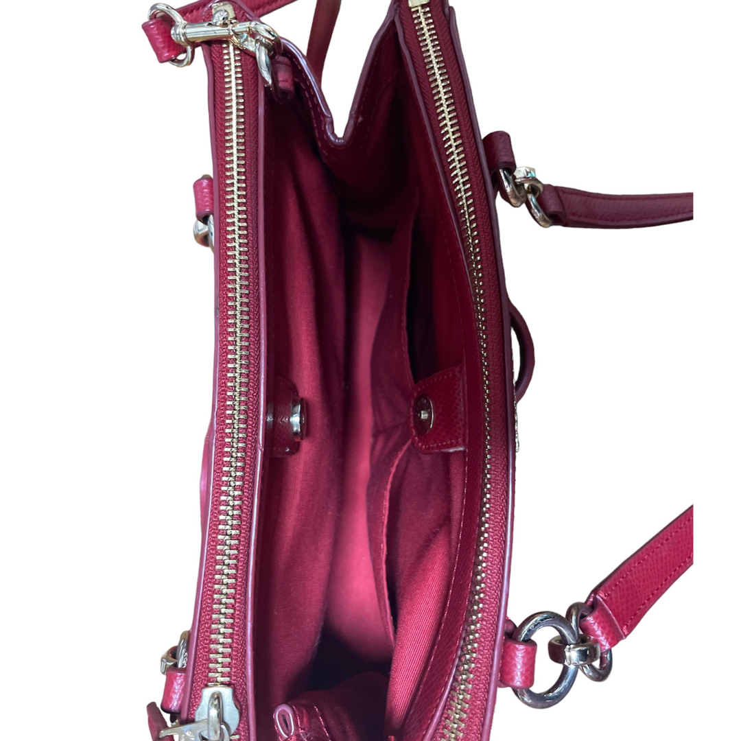 【極美品】本日のみ限定❤️COACHコーチ皮鞄レッド(シリアルナンバー付)