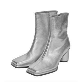 Ameri VINTAGE - 【8/13まで】DIMENSIONAL SQUARE BOOTS シルバーの