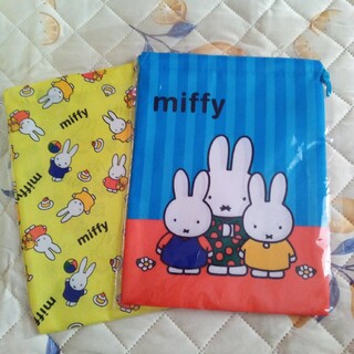 ミッフィー(miffy)の新品未開封　ミッフィー　miffy　大判　巾着袋　2枚(キャラクターグッズ)