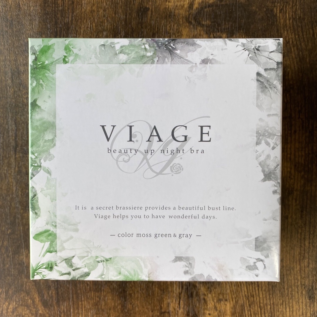 VIAGE(ヴィアージュ)の【新品　未使用】viage ヴィアージュ ナイトブラ　M/Lサイズ　3点セット レディースの下着/アンダーウェア(その他)の商品写真