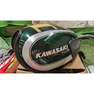 カワサキ(カワサキ)のkawasaki カワサキ w800 燃料タンク 超美品(車/バイク)