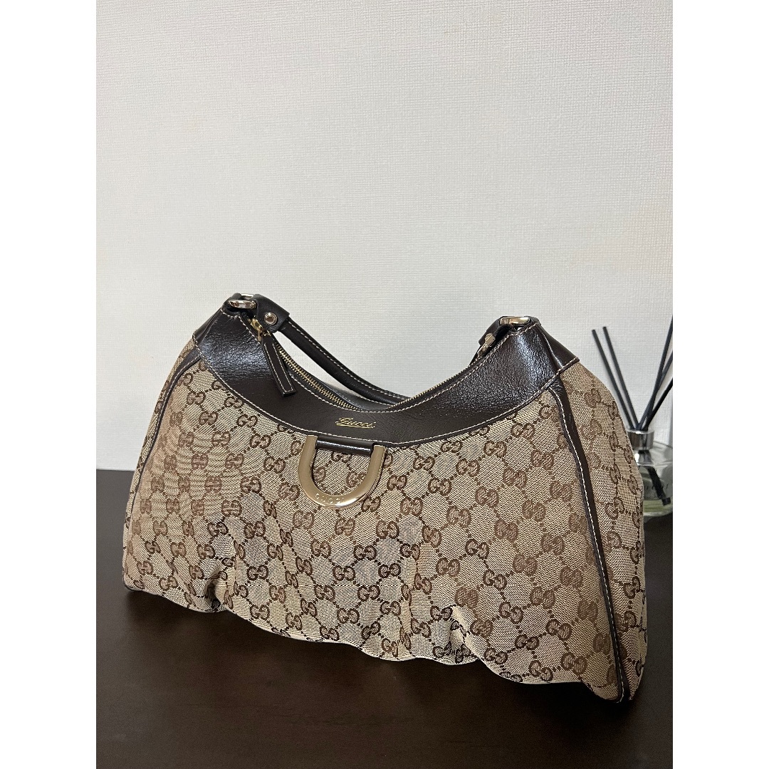 GUCCI - 【新品・未使用品】GUCCI GG ワンショルダーバッグ