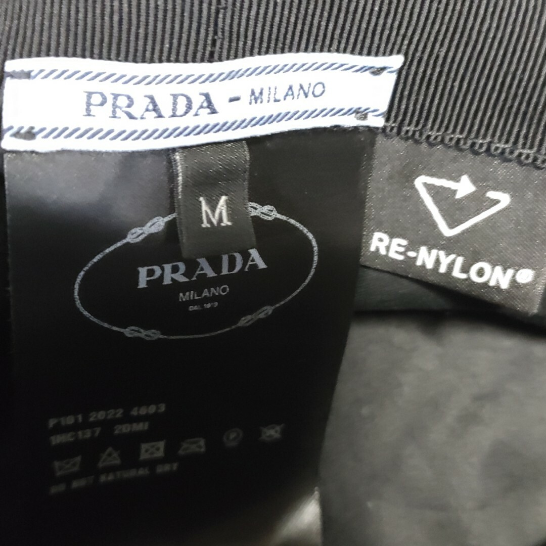 PRADA(プラダ)の国内正規品　プラダ　バケットハット　ナイロン　PRADA　M メンズの帽子(ハット)の商品写真
