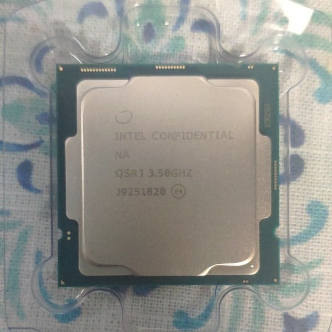 intel　CPU　I9 12900kPCパーツ