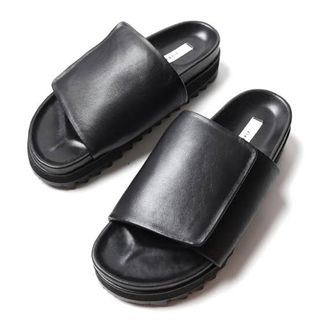 ジエダ(Jieda)のJieDa / LEATHER SANDAL BLACK(サンダル)