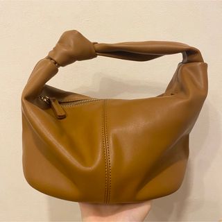 アーバンリサーチ(URBAN RESEARCH)のURBAN RESEARCH  One Knot Handle Bag(ハンドバッグ)