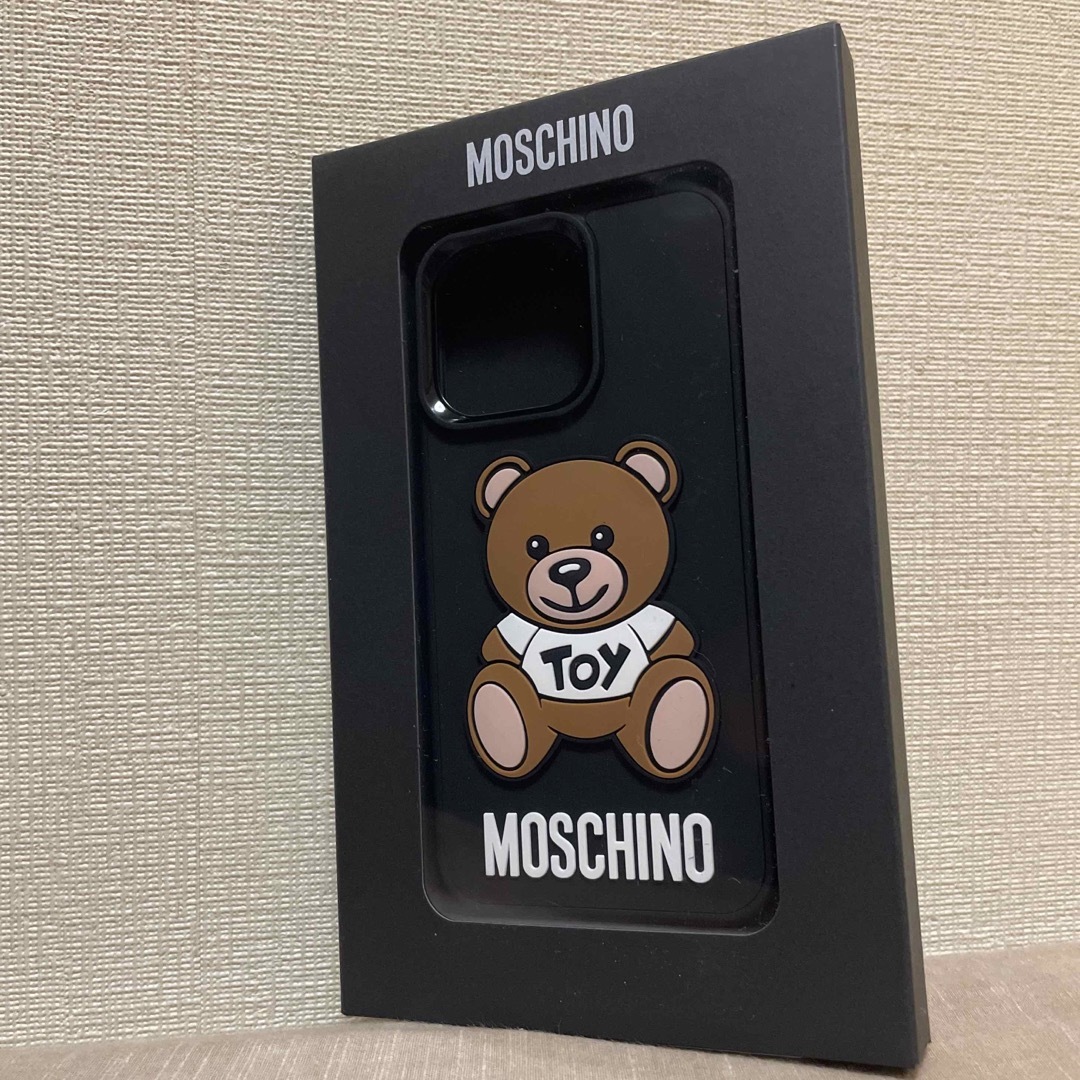 MOSCHINO(モスキーノ)のモスキーノ テディベア iPhone 13 Pro ケース  スマホ/家電/カメラのスマホアクセサリー(iPhoneケース)の商品写真