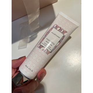 ジルスチュアート(JILLSTUART)の[新品未使用]ジルスチュアート　ヘアミルク　ホワイトフローラル　100ml(ヘアケア)