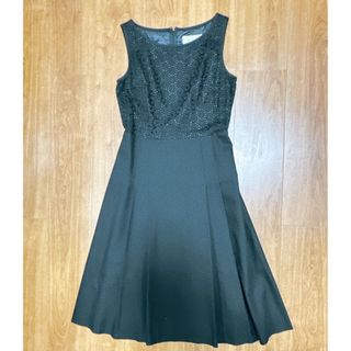 クリーニング済み。綿と麻。カットワークレース　ブラックワンピース美品