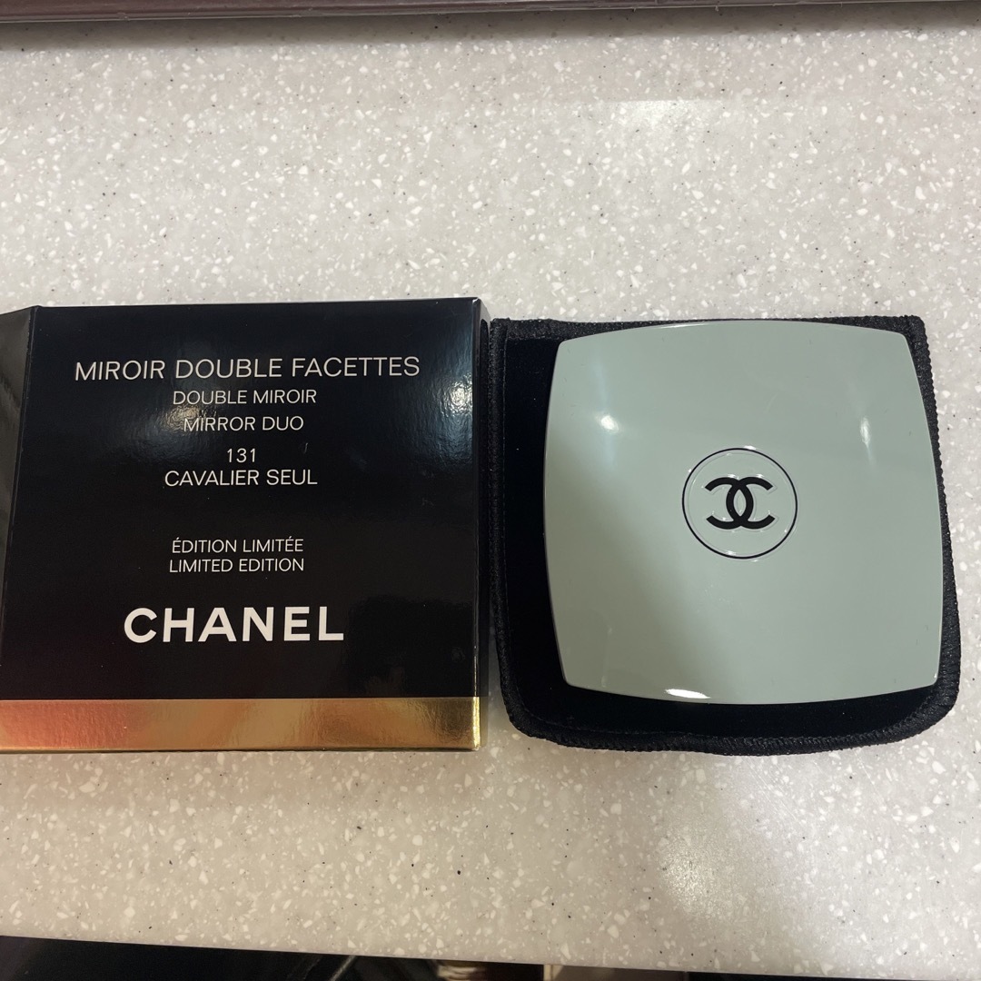 CHANEL(シャネル)のシャネル ミロワール ドゥーブル ファセット ミラー  レディースのファッション小物(ミラー)の商品写真