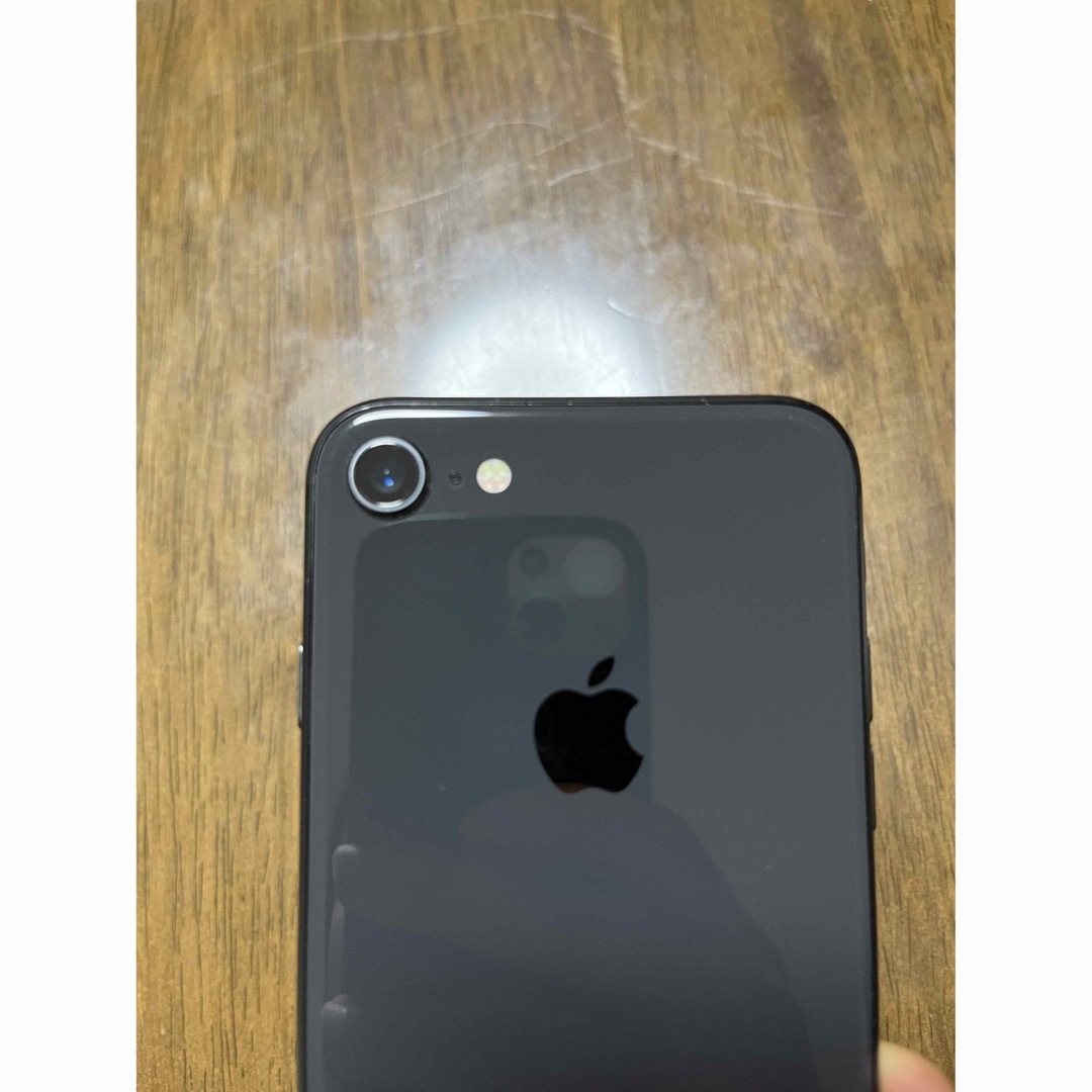 iPhone8 64GB 本体　SIMフリー　Space Gray 3