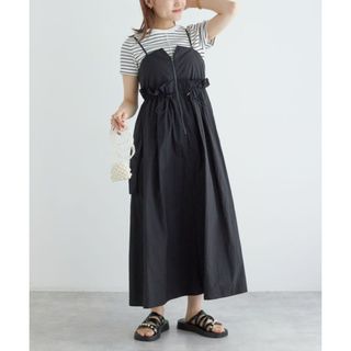 ダブルクローゼット(w closet)のw closet カーゴナイロンキャミワンピース　ブラック(ロングワンピース/マキシワンピース)