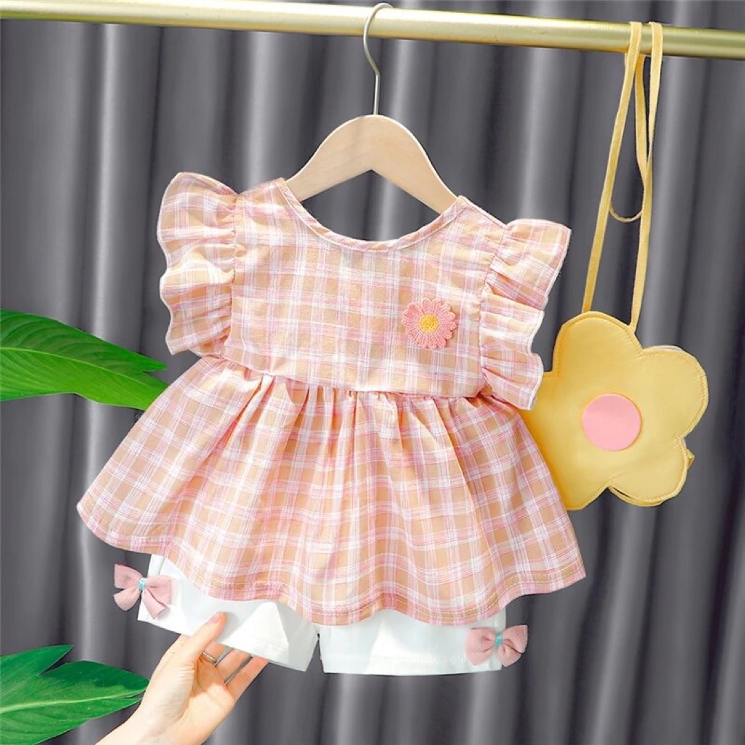 キッズ服（夏服）期間限定値下げ キッズ/ベビー/マタニティのキッズ服女の子用(90cm~)(Tシャツ/カットソー)の商品写真