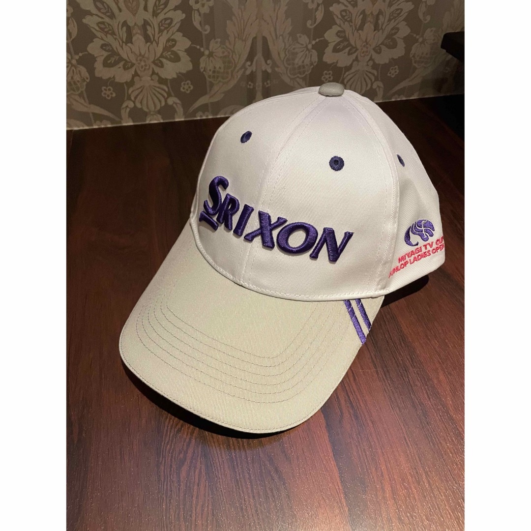 SRIXON  ゴルフキャップ　DANLOP スポーツ/アウトドアのゴルフ(ウエア)の商品写真
