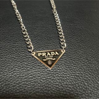 ライトニングボルト 【貴重】PRADA プラダ ネックレス ブラック 黒