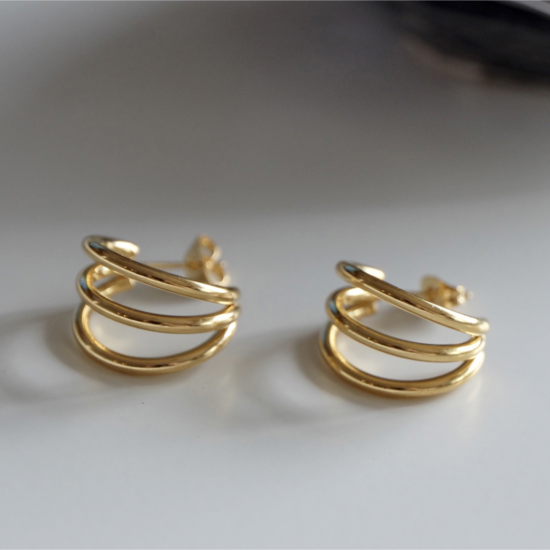 Adam et Rope'(アダムエロぺ)の【ステンレス316L】ピアス No.P2336 GOLD レディースのアクセサリー(ピアス)の商品写真