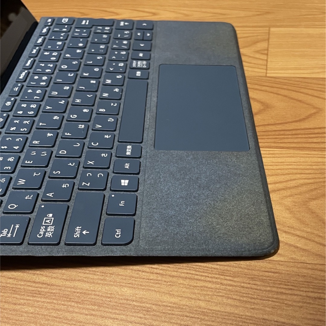 Surface go 128GB/8GB Officeなし タイプカバー付き