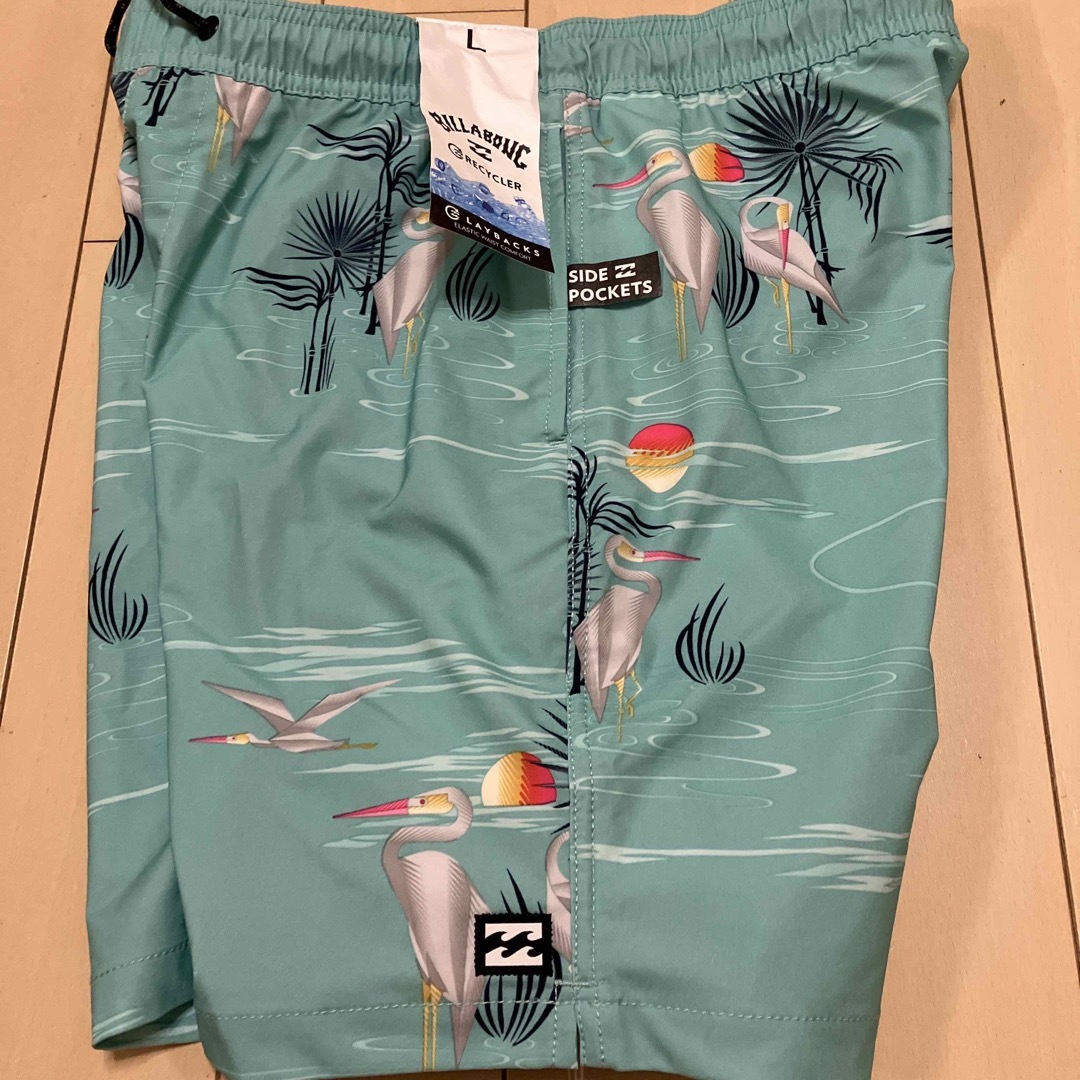 海パン新品未使用　サーフパンツ　ビラボン　BILLABONG