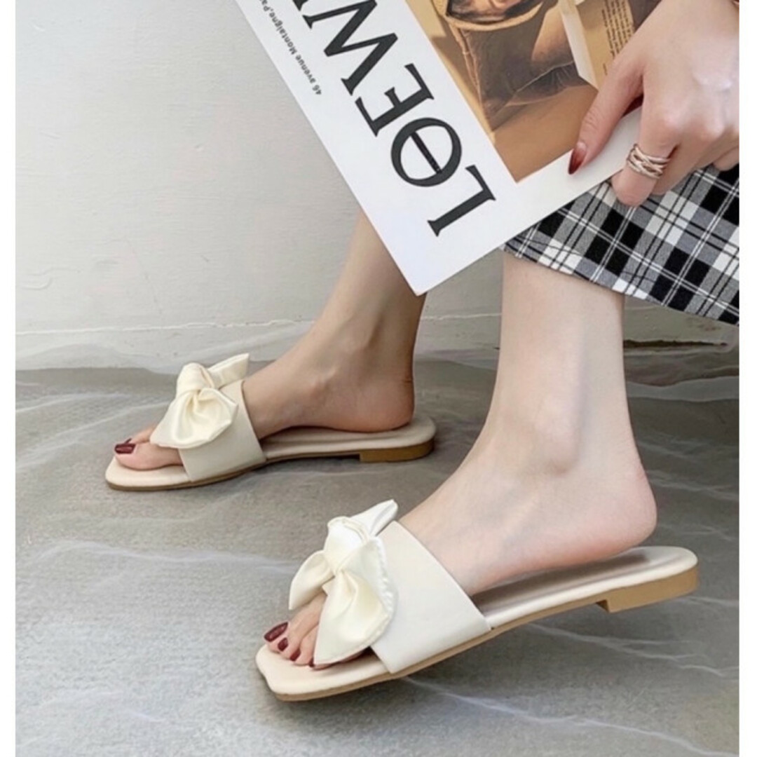 サテン リボン フラットサンダル 白 36 海外通販 韓国 海外セレブ 安い  レディースの靴/シューズ(サンダル)の商品写真