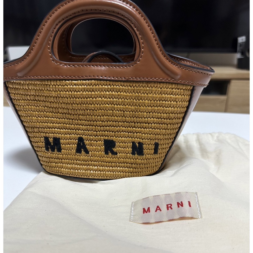 【人気新品】MARNI カゴバッグ かごバッグ ラフィア