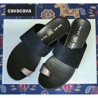 サヴァサヴァ(cavacava)の《cavacava ・サヴァサヴァ》ブラック×シルバーコンビサンダル・M(サンダル)