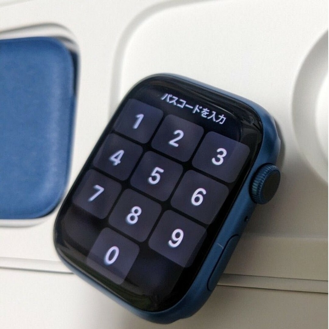 Apple Watch(アップルウォッチ)の【新品バンド各種、美品】Apple Watch 7 GPS ブルーアルミ 45 メンズの時計(腕時計(デジタル))の商品写真