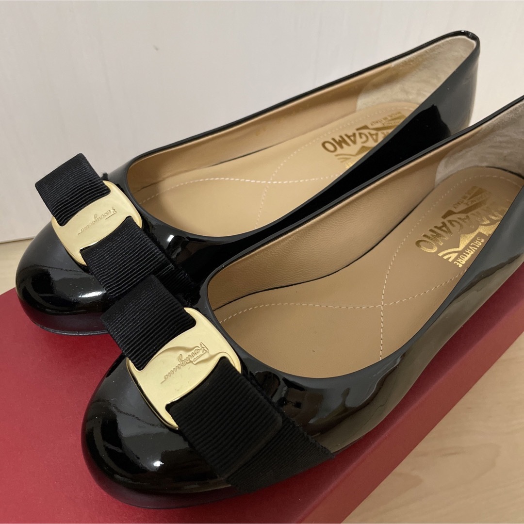 Salvatore Ferragamo - 新品☆SALVATORE FERRAGAMO VARINA フラット ...