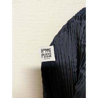 イッセイミヤケ(ISSEY MIYAKE)のissey miyake homme plissé プリーツパンツ　紺(スラックス)