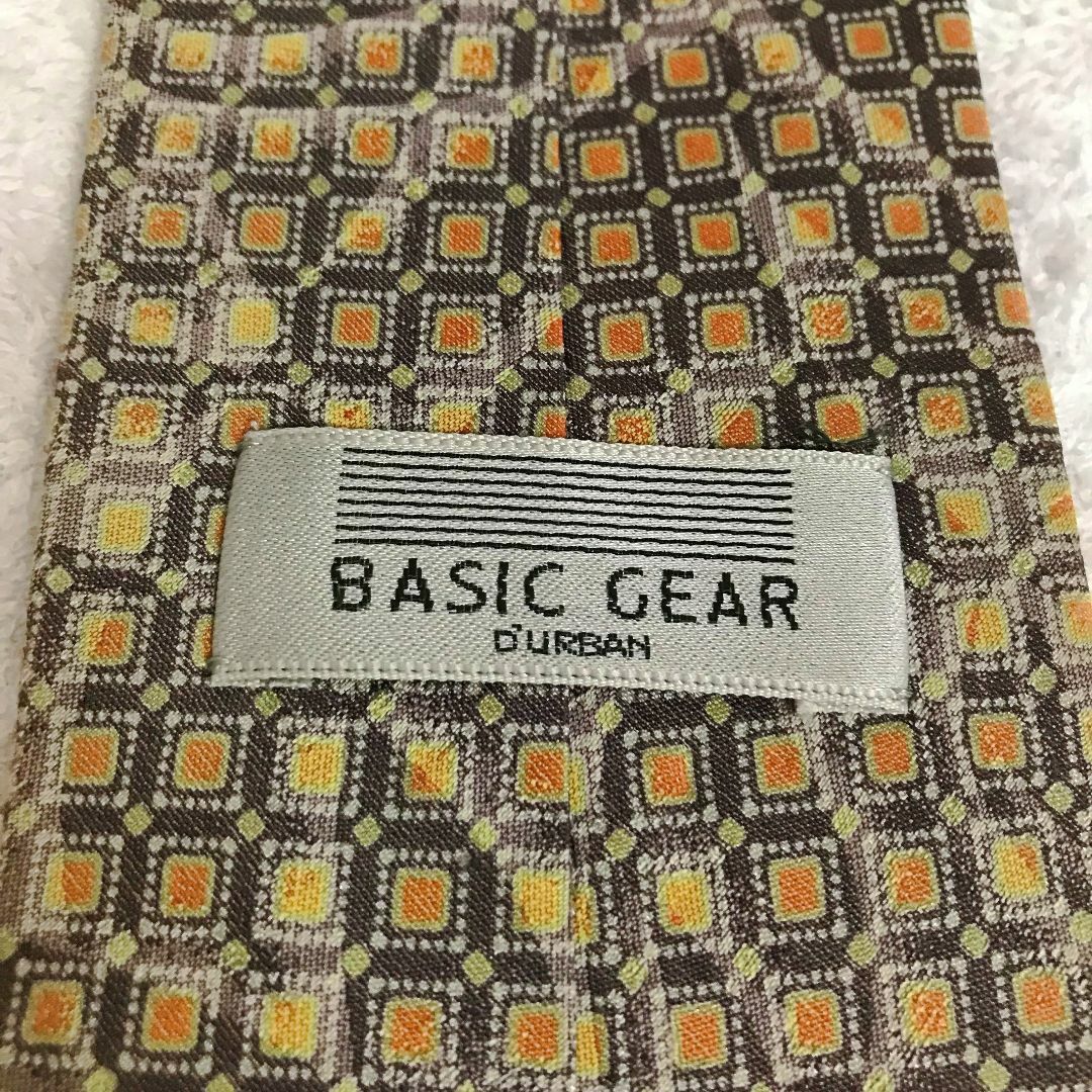 basic  gear  //  D'URBAN