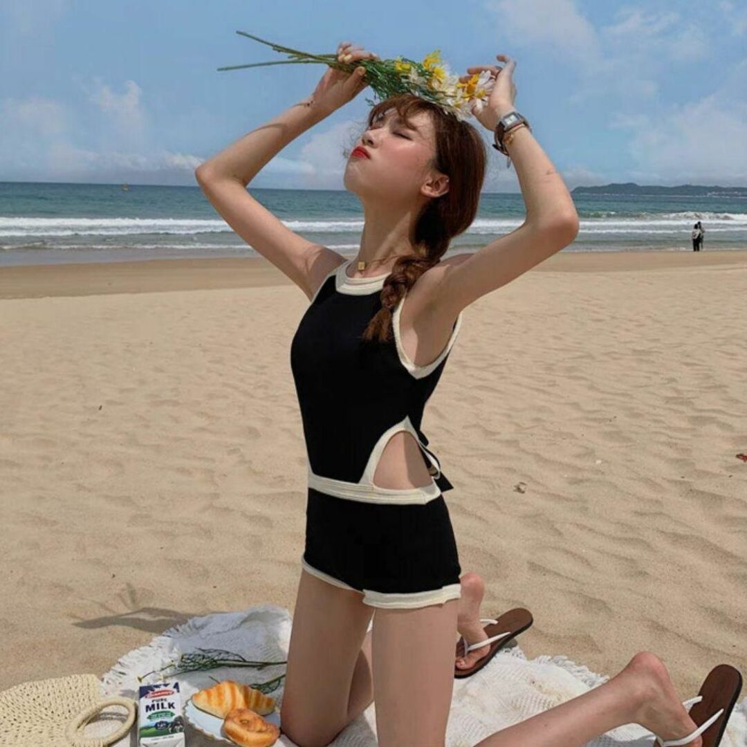 レディース 水着♪おしゃれ 可愛い モノキニビキニ♪モノクロ 韓国風 体型カバーの通販 by なおちゃん ☆ピンク水着☆ワンピース 体型カバー 夏 サマー リゾート バカンス 海 プール