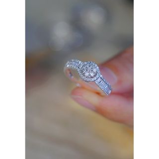 天然ダイヤモンドリング0.65ct　k18(リング(指輪))