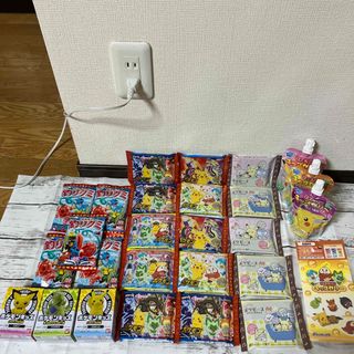 ポケモン(ポケモン)の★新品　未開封　ポケットモンスター❣️チョコウエハース　釣りグミ他　豪華セット(菓子/デザート)