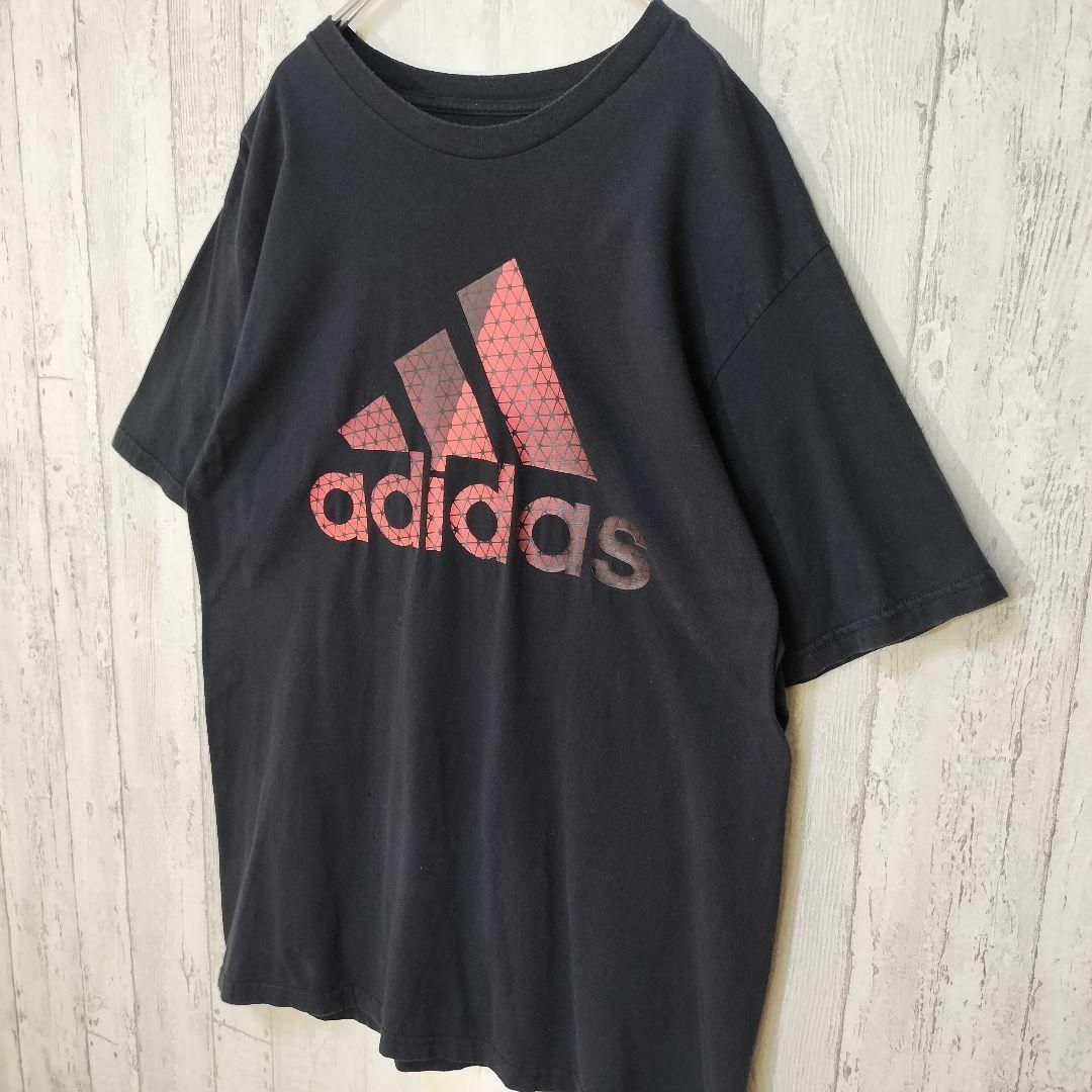 adidas(アディダス)のadidas　アディダス　ビッグプリント　デカロゴ　海外古着　ブラック　ボロT メンズのトップス(Tシャツ/カットソー(半袖/袖なし))の商品写真