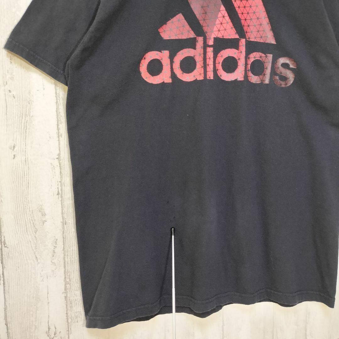 adidas(アディダス)のadidas　アディダス　ビッグプリント　デカロゴ　海外古着　ブラック　ボロT メンズのトップス(Tシャツ/カットソー(半袖/袖なし))の商品写真